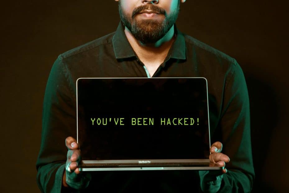 9-Signs-That-Your-Smart-Home-Device-Has-Been-Hacked-scaled.jpg